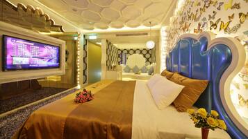Superior Double Room | Soundproofing, free WiFi, bed sheets
