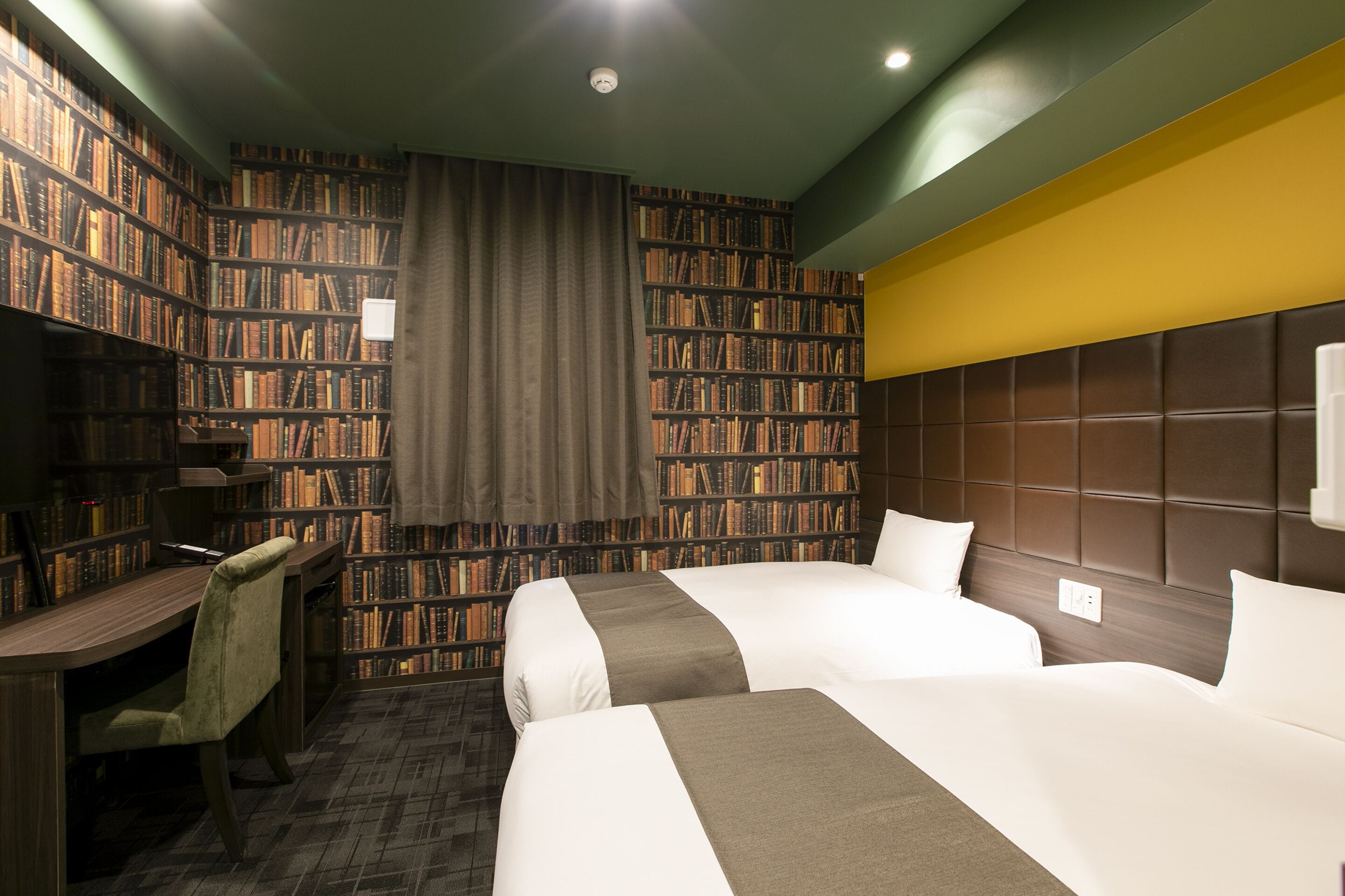 comfort twin room, non smoking | blackout curtains, iron/ironing board, free wifi, bed sheets