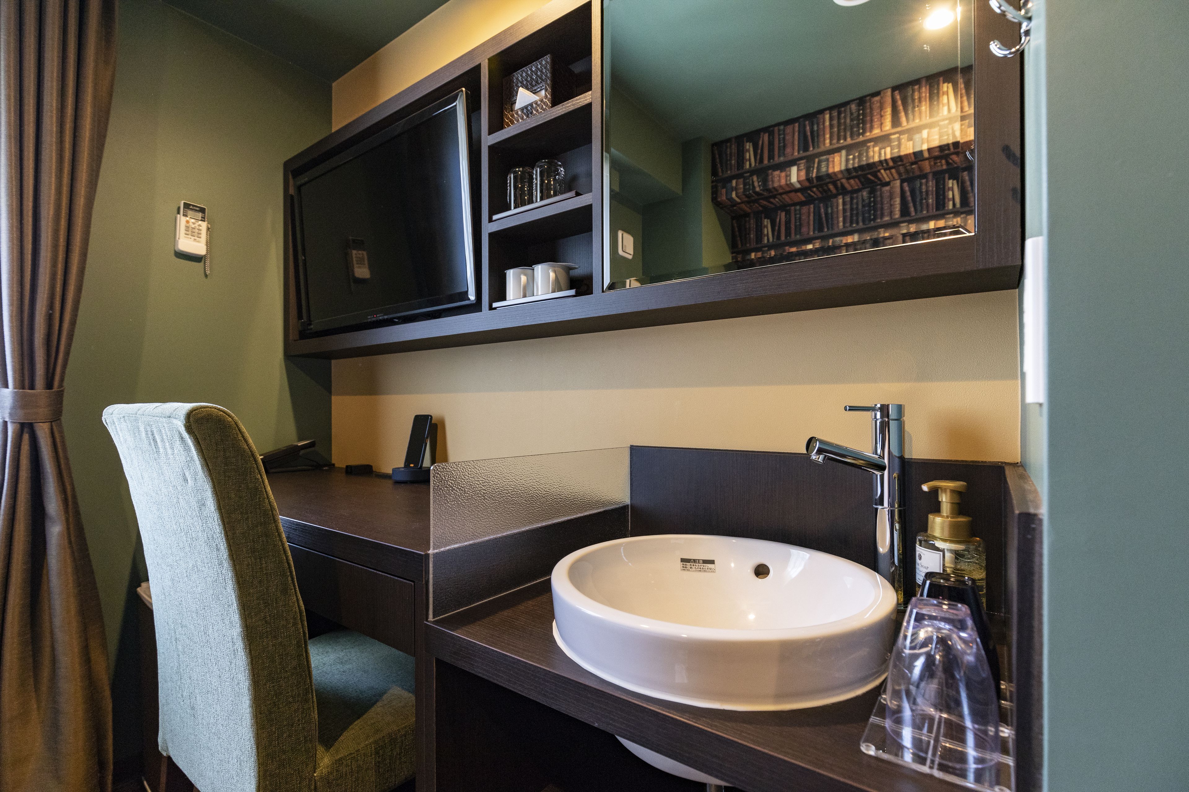 standard double room, non smoking | blackout curtains, iron/ironing board, free wifi, bed sheets