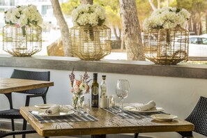 Restaurant - Catalonia Ses Estaques - Adults Only (Santa Eulalia del Rio)