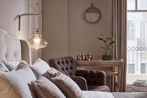 Premium villa, 4 slaapkamers | 4 slaapkamers, een kluis op de kamer, geluiddichte muren