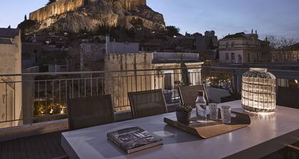 Plaka's Villa with Breathtaking Acropolis View