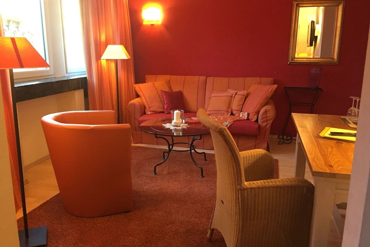 twin room, non smoking | 1 bedroom, desk, blackout curtains, soundproofing