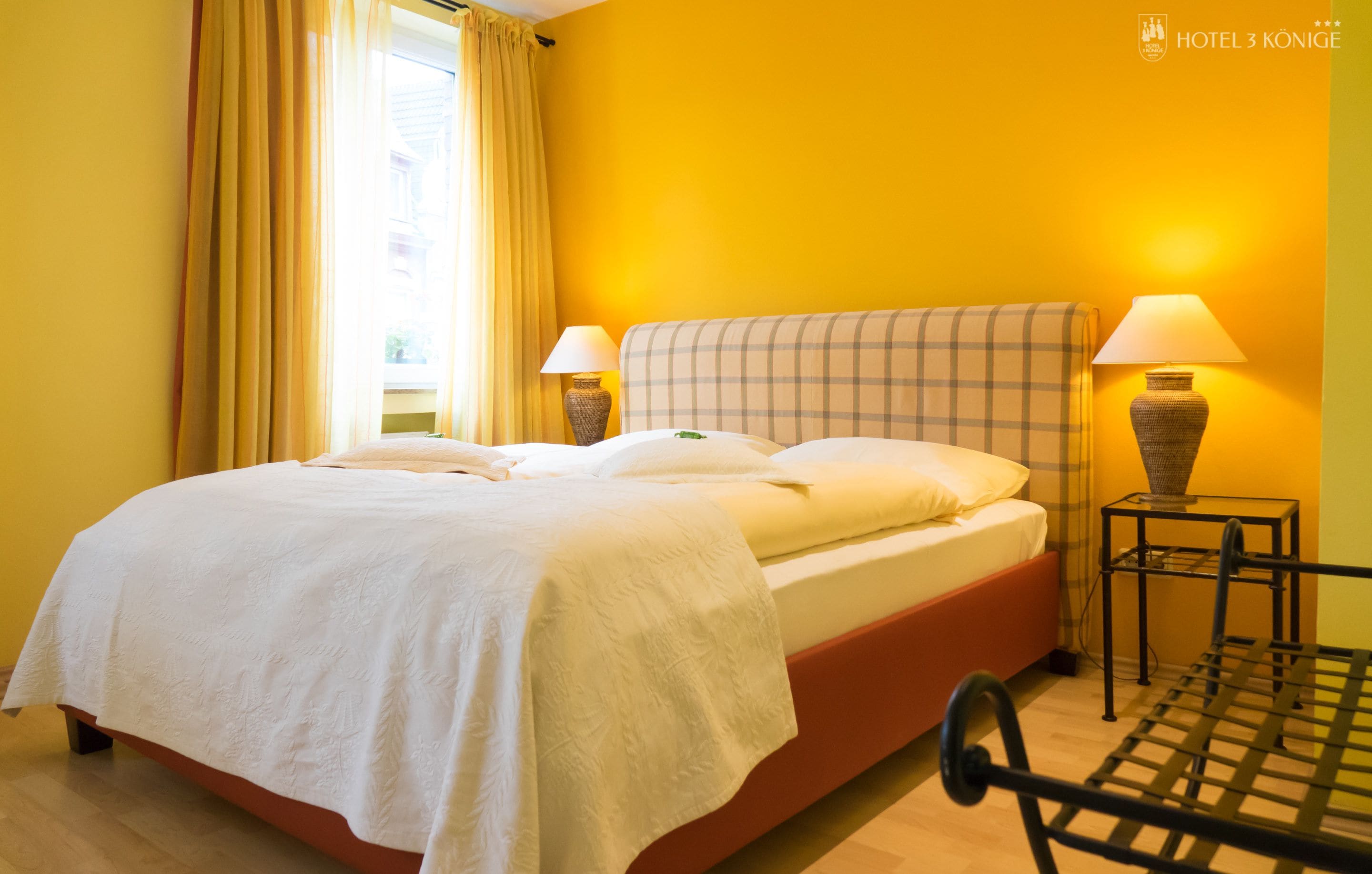 business double room, non smoking | 1 bedroom, desk, blackout curtains, soundproofing