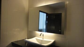 Superior Room | Bathroom sink