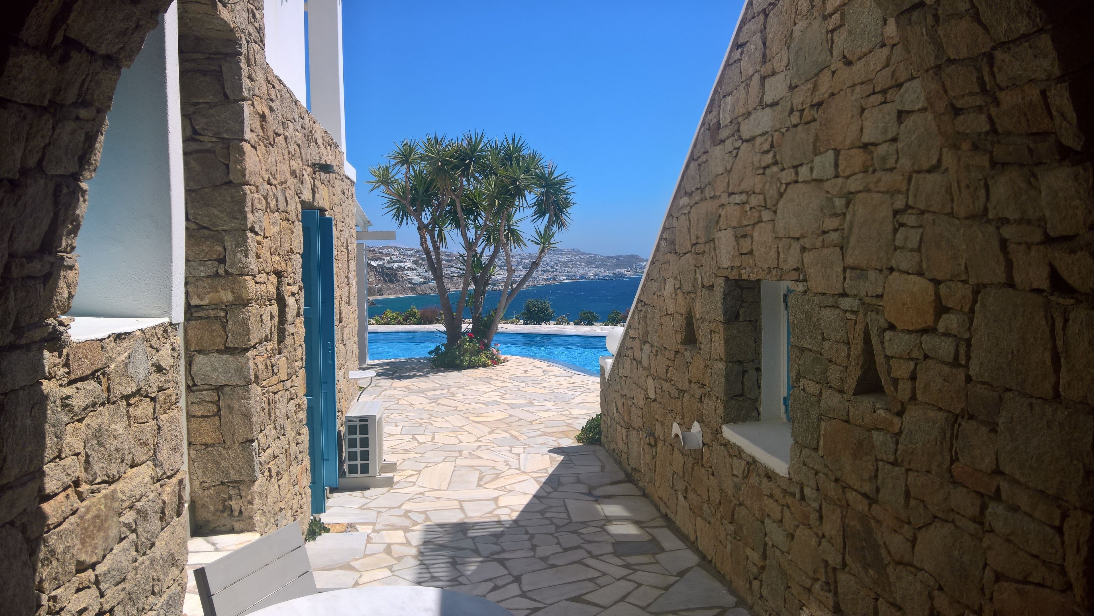 Apartment | In-room safe, soundproofing, iron/ironing board, free WiFi