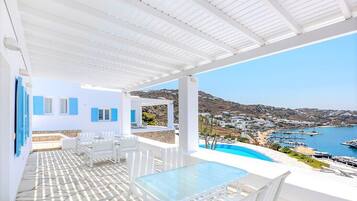 Villa, 2 soverom, sjøutsikt | Terrasse/patio