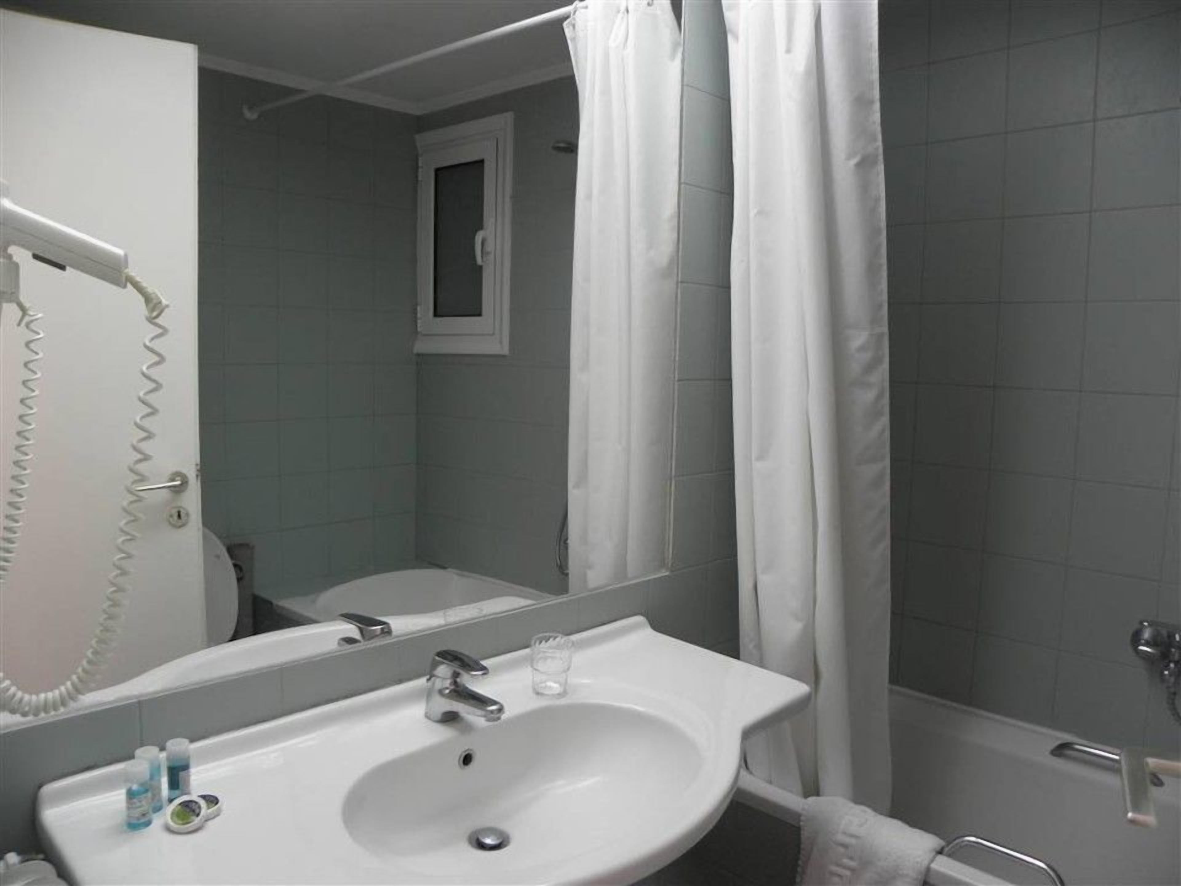 free toiletries, hair dryer, towels