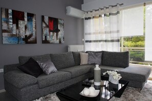 ซูพีเรียอพาร์ทเมนท์, 1 ห้องนอน (B) | ครัวส่วนตัว | ตู้เย็นขนาดใหญ่, ไมโครเวฟ, เตาอบ, เตาประกอบอาหาร