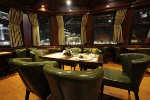 Breakfast, lunch, dinner served; Mediterranean cuisine  - Hotel Senigallia (Skopje)