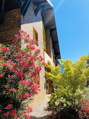 Exterior. Premiere Classe Annecy Cran-Gevrier