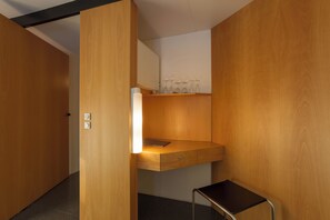 Interior detail - Hotel Wiehberg (Hannover)