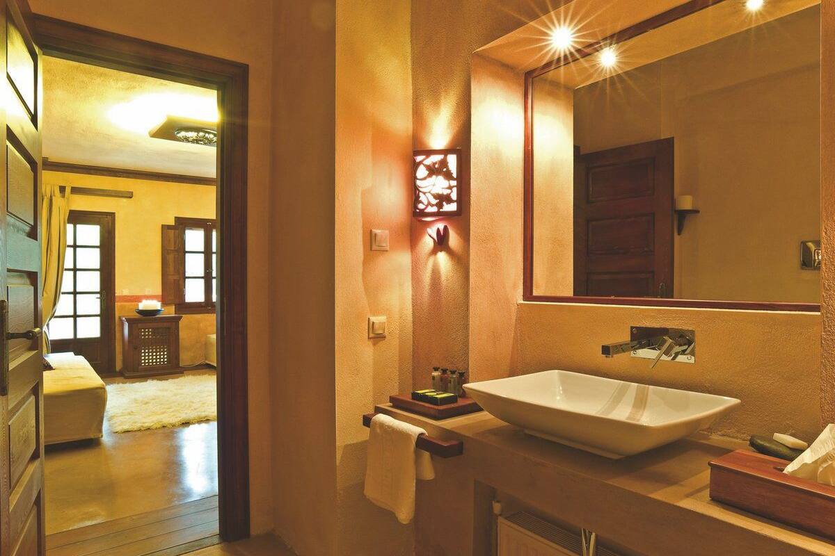 grand suite | bathroom | shower, designer toiletries, hair dryer, bathrobes