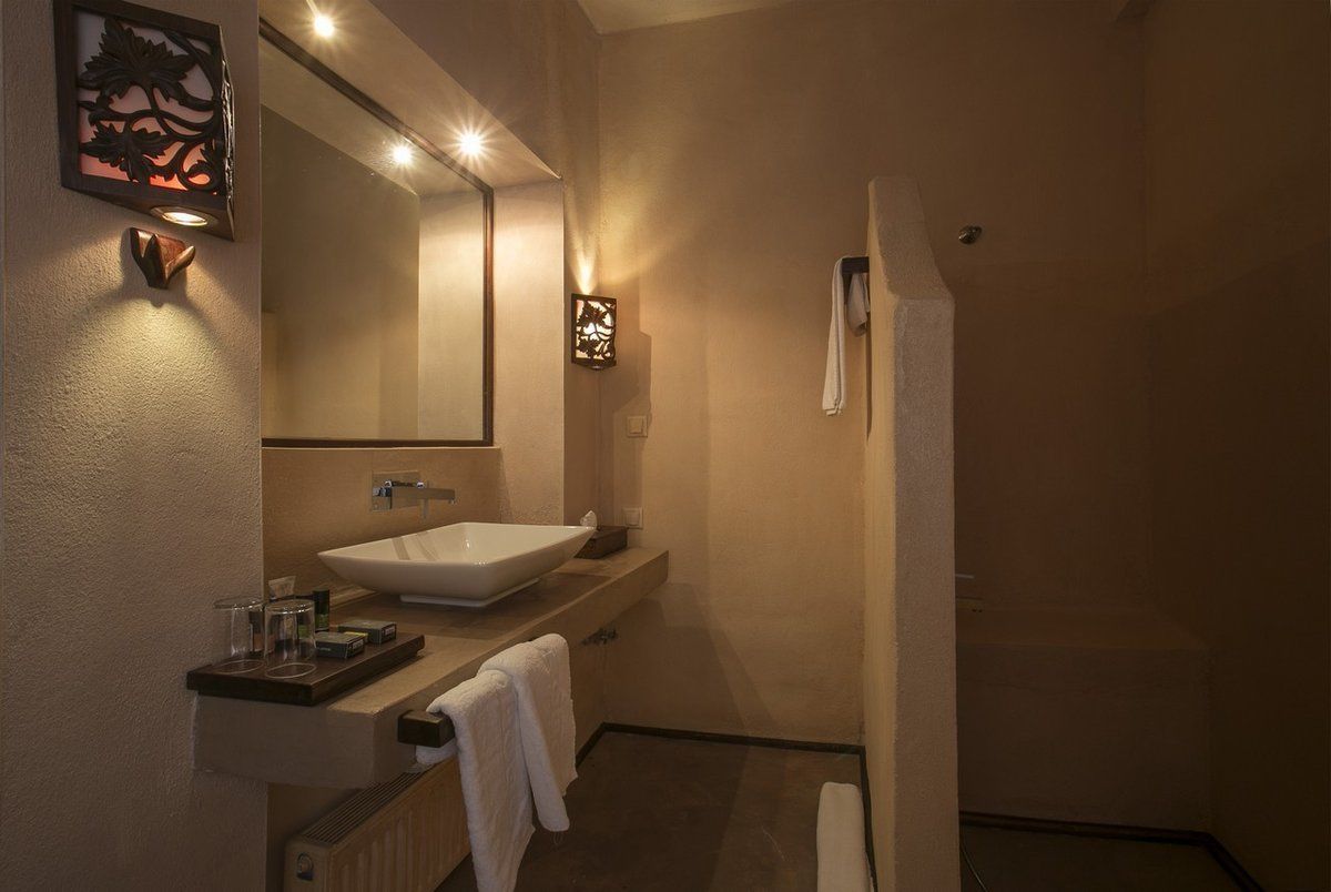 standard double room | bathroom | shower, designer toiletries, hair dryer, bathrobes