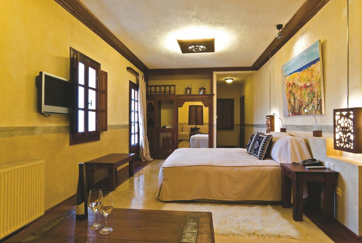 junior suite | minibar, in-room safe, desk, iron/ironing board