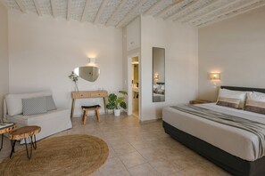 Standard Double Room, 1 Double Bed with Sofa bed | In-room safe, individually decorated, individually furnished, desk