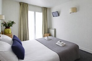 Studio Double | Soundproofing, cribs/infant beds, free WiFi, bed sheets -  Les Lilas Serviced Apartments (Les Lilas)