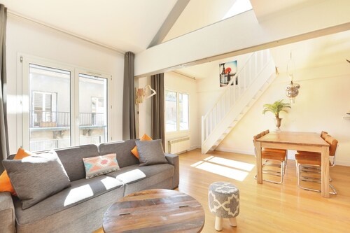  Les Lilas Serviced Apartments