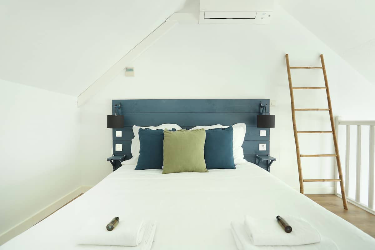 Comfort Duplex, 1 Double Bed with Sofa bed | 1 bedroom, soundproofing, cots/infant beds, free WiFi