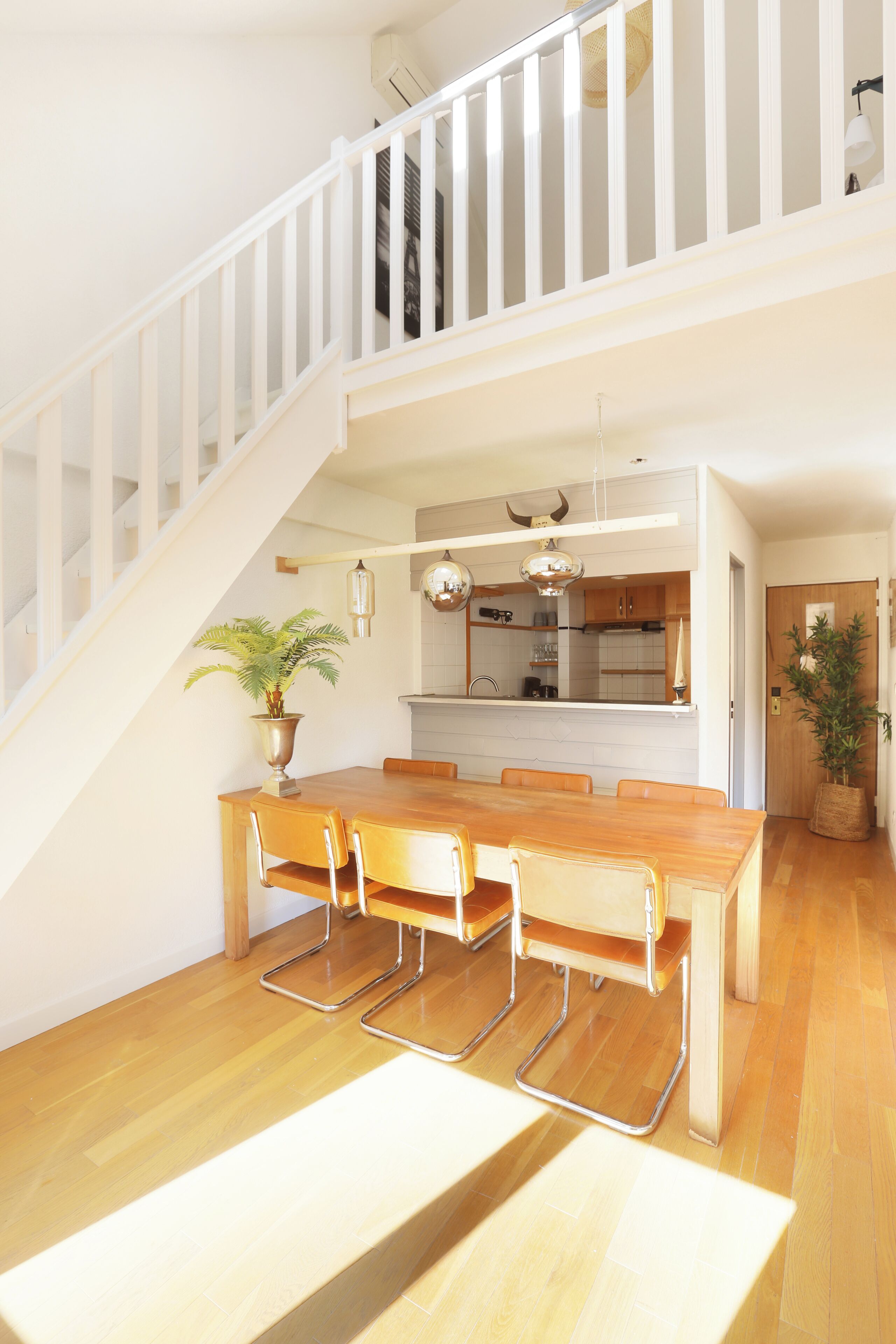 Apartment, 2 Bedrooms | Living area