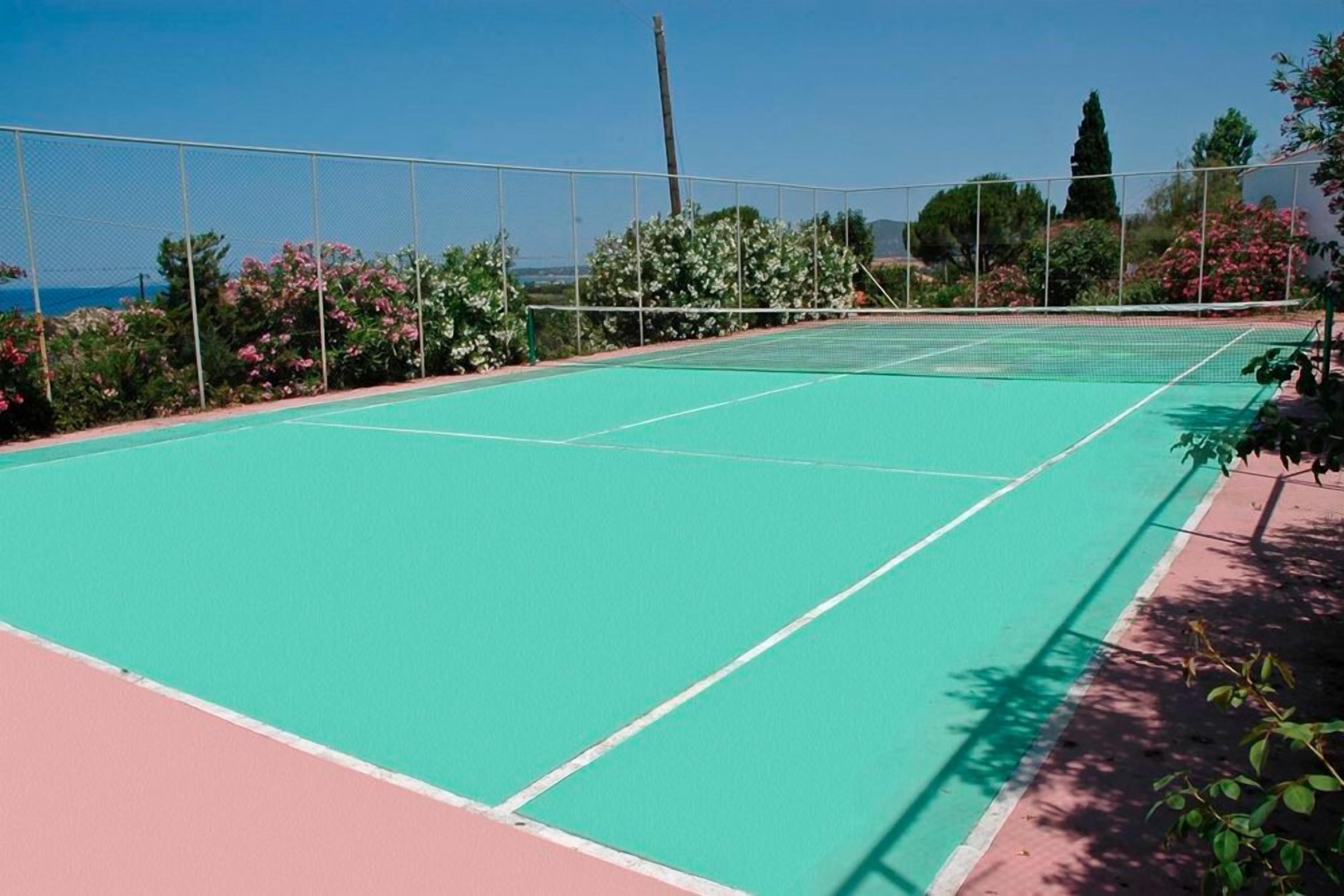 tennis court