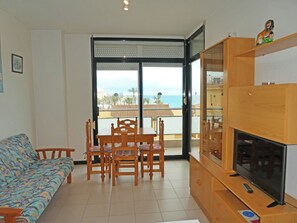 Living area - Apartamentos Surfing 3000 (Peniscola)