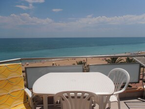 Outdoor dining - Apartamentos Surfing 3000 (Peniscola)
