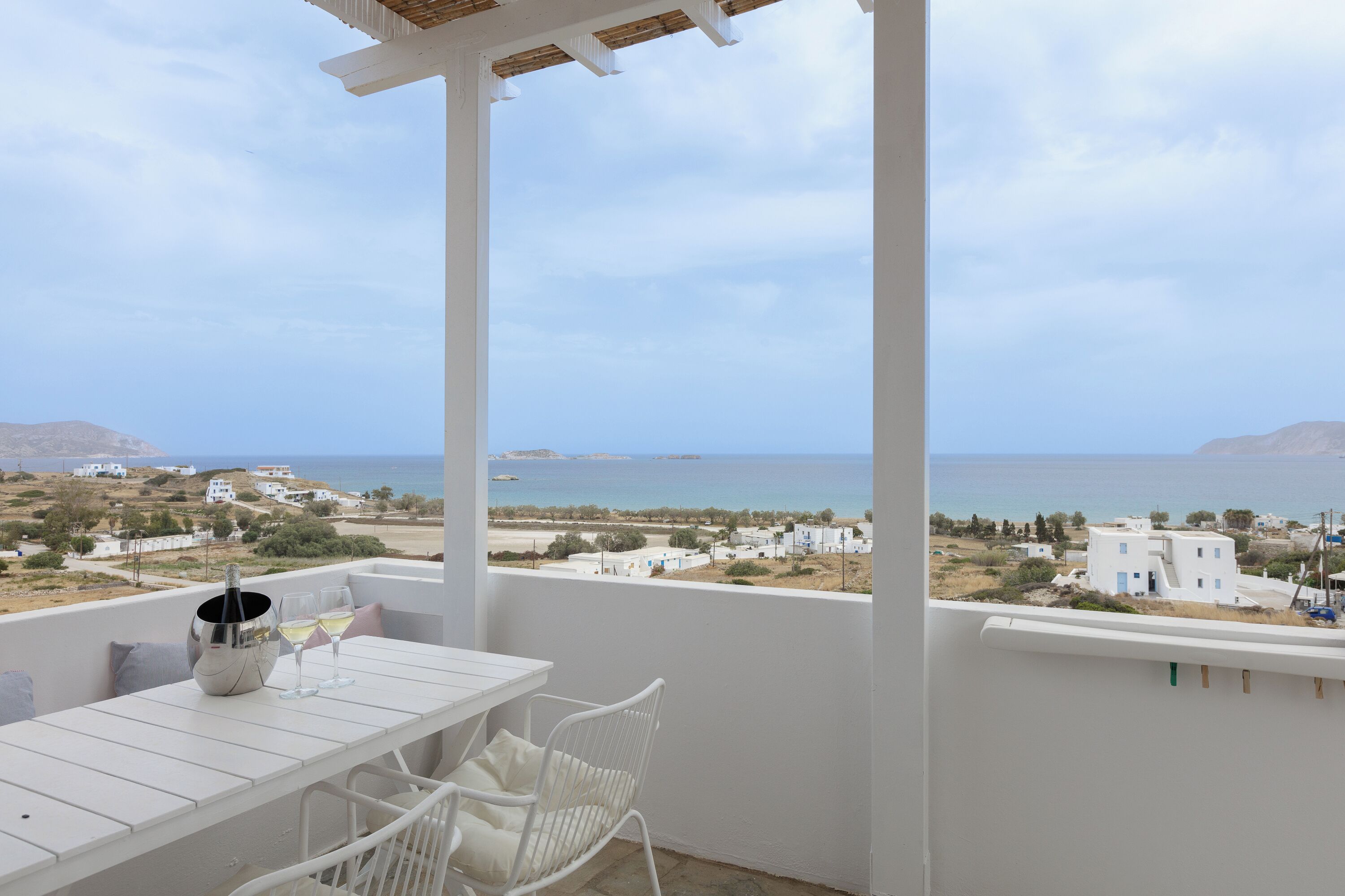 Alikaki Kimolos - view 3