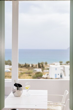 Studio (Faros) | Terrace/patio - Alikaki Kimolos (Kimolos)