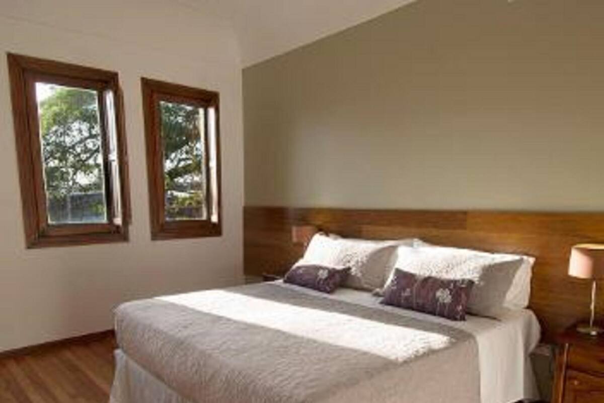 Minibar, Zimmersafe, Schreibtisch, kostenlose Babybetten