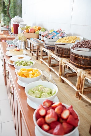 Desayuno buffet incluido todos los días
