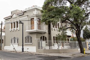 Framhlið gististaðar