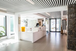 Lobby - Bahía Calma Beach (Pajara)