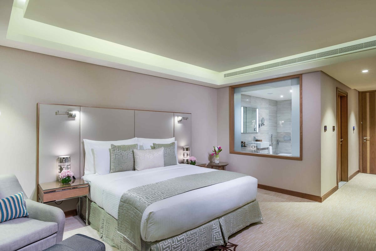 1 bedroom, premium bedding, pillowtop beds, in-room safe