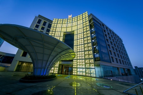 Exterior. Grand Millennium Muscat