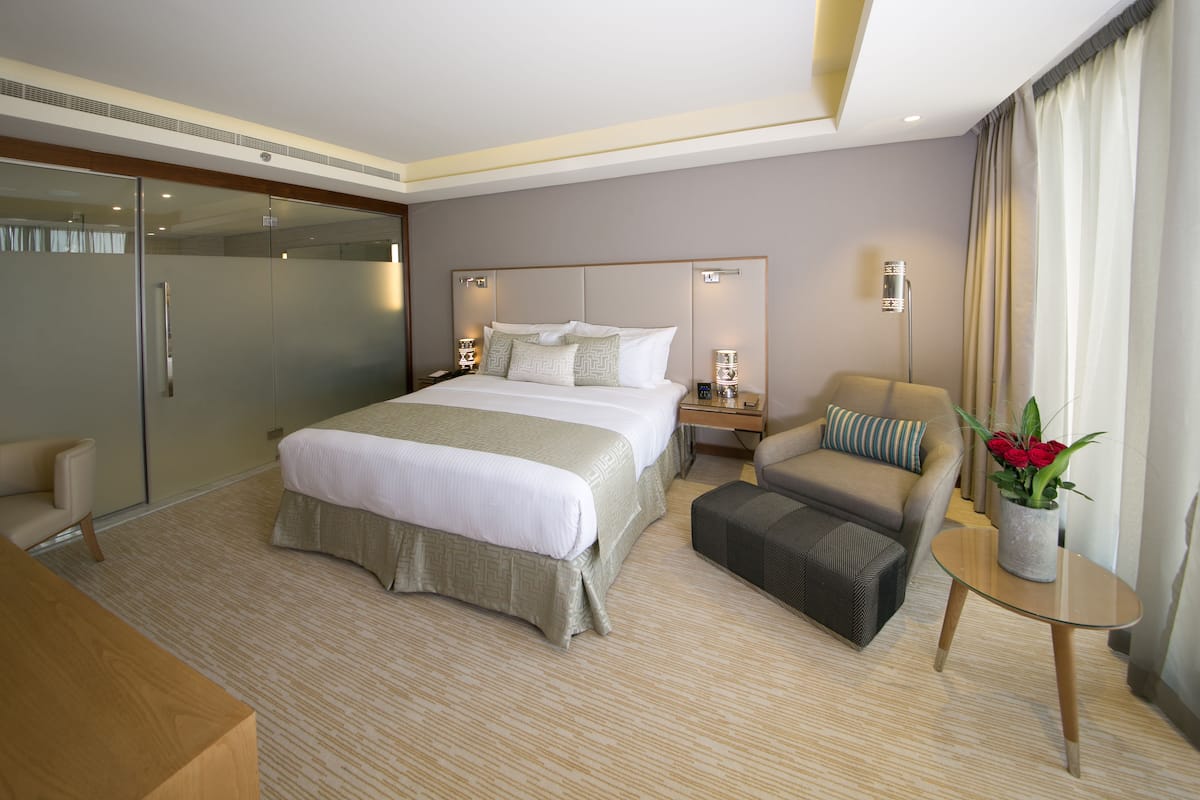 1 bedroom, premium bedding, pillowtop beds, in-room safe