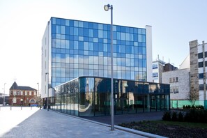 Exterior - Premier Inn Blackburn Town Centre (Blackburn)