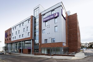 Exterior - Premier Inn Exeter City Centre (Exeter)