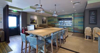 Premier Inn Felixstowe Town Centre
