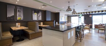 Premier Inn Honiton