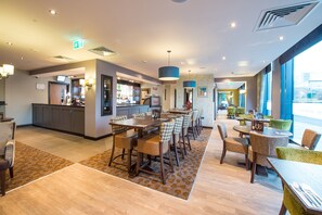 Restaurant - Premier Inn Maidenhead Town Centre (Maidenhead)