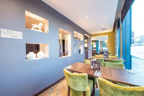 Restaurant - Premier Inn Maidenhead Town Centre (Maidenhead)