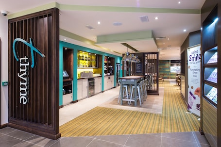 Restaurant. Premier Inn Portsmouth City Centre