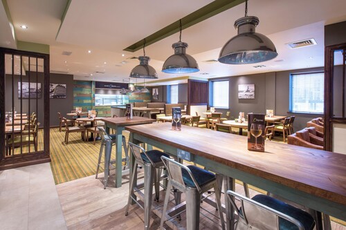 Premier Inn Portsmouth City Centre