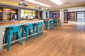 Restaurant - Premier Inn Worthing Seafront (Worthing)