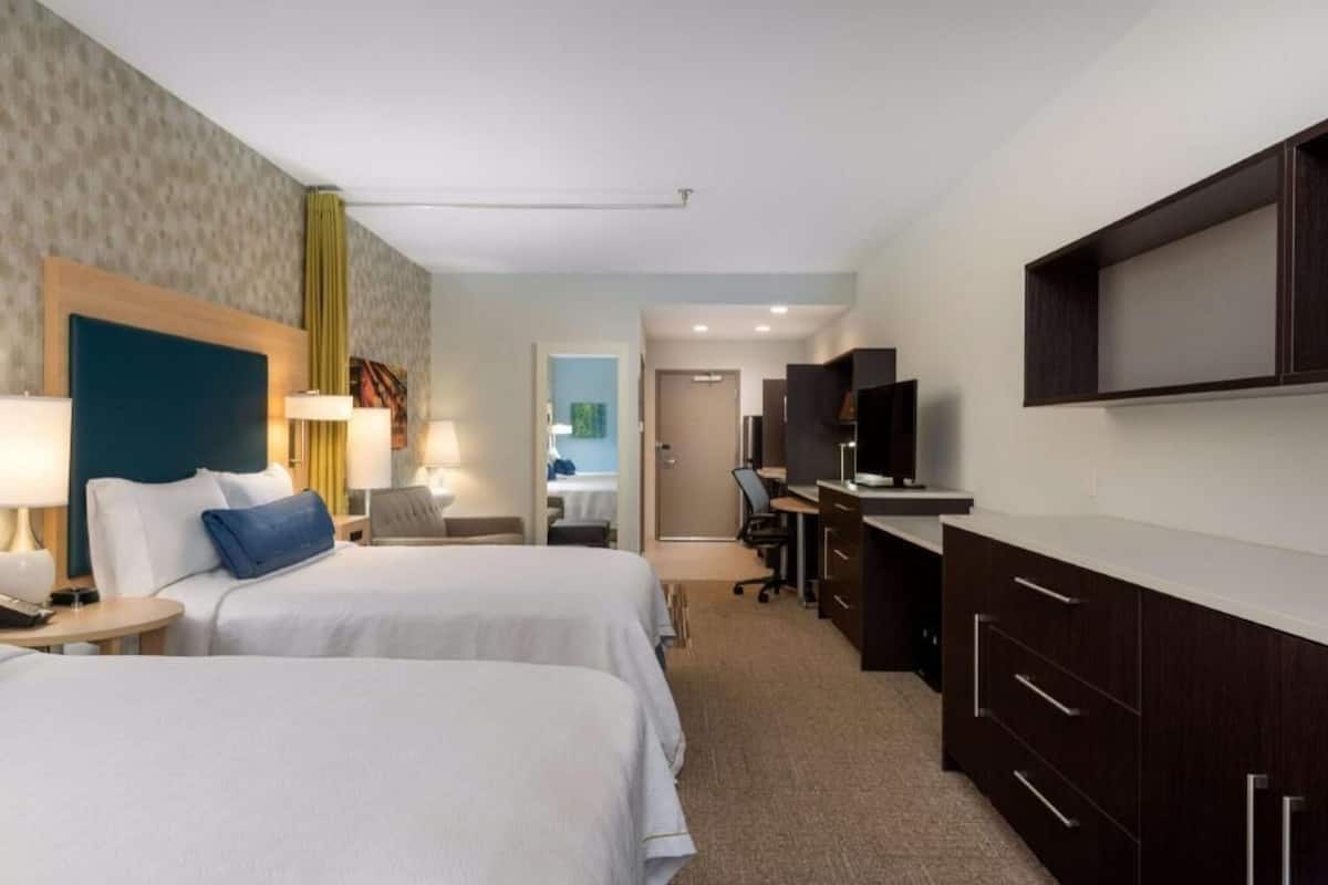 In-room safe, desk, laptop workspace, blackout drapes