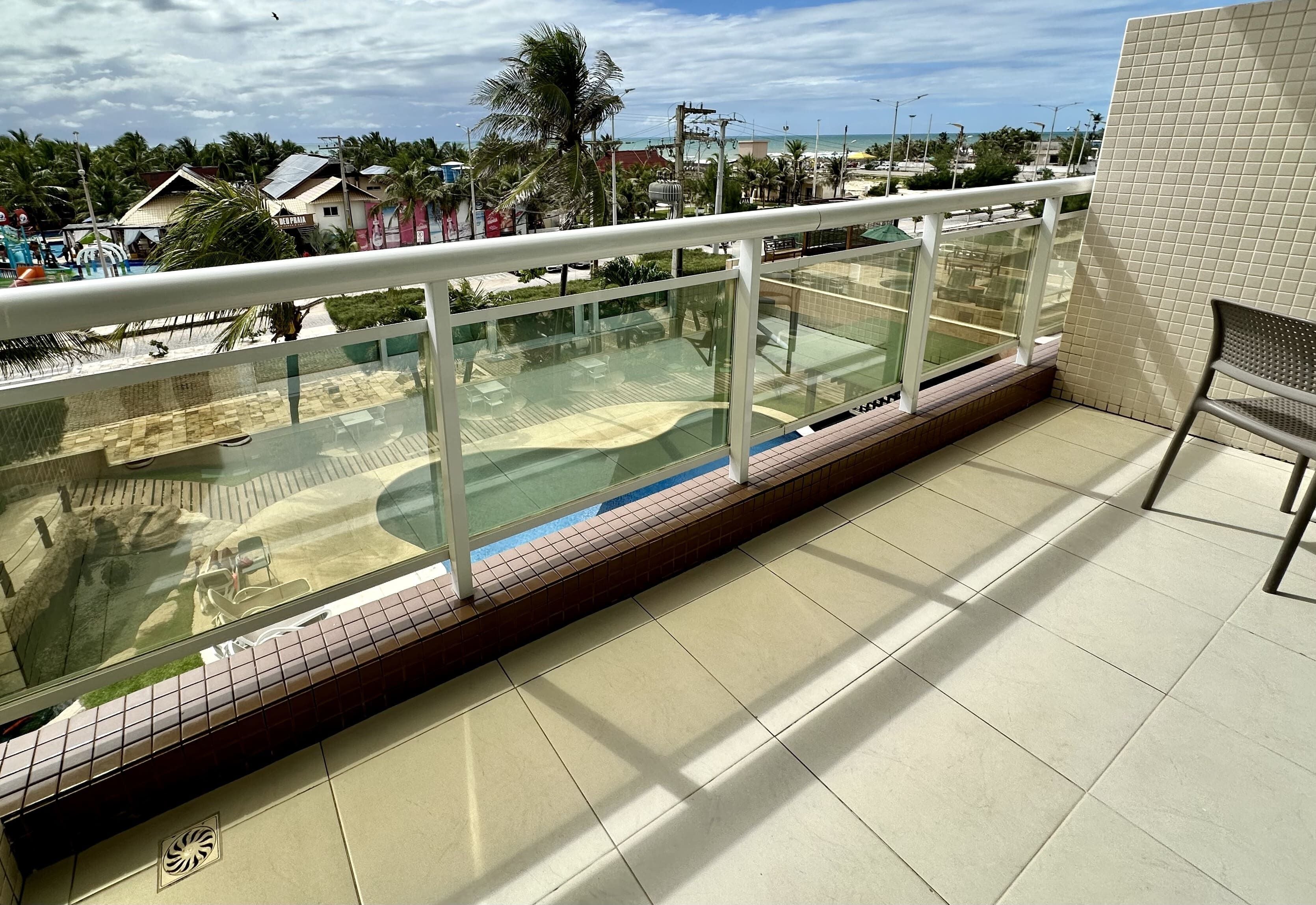 deluxe room, pool view | balcony view