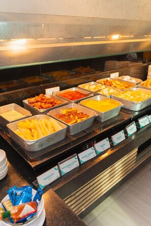Frokostbuffé er inkludert hver dag