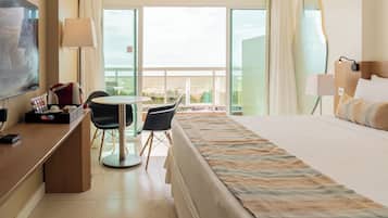 Premium Double Room, 1 King Bed | Interior