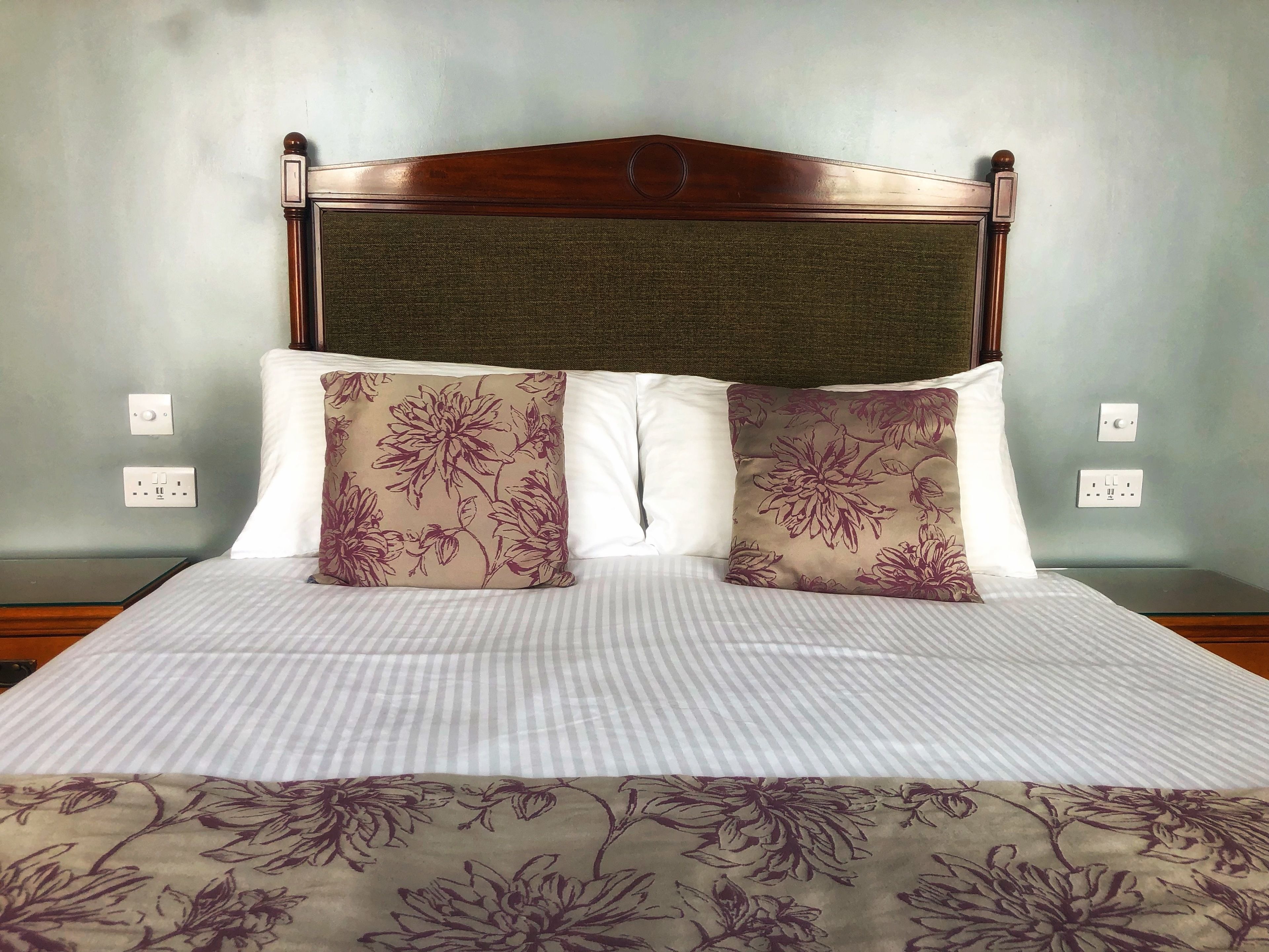 Luxe tweepersoonskamer, 1 kingsize bed (First Floor) | Kameruitzicht